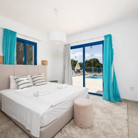 Estia Villa *