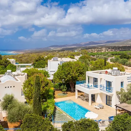 Estia Villa Peyia